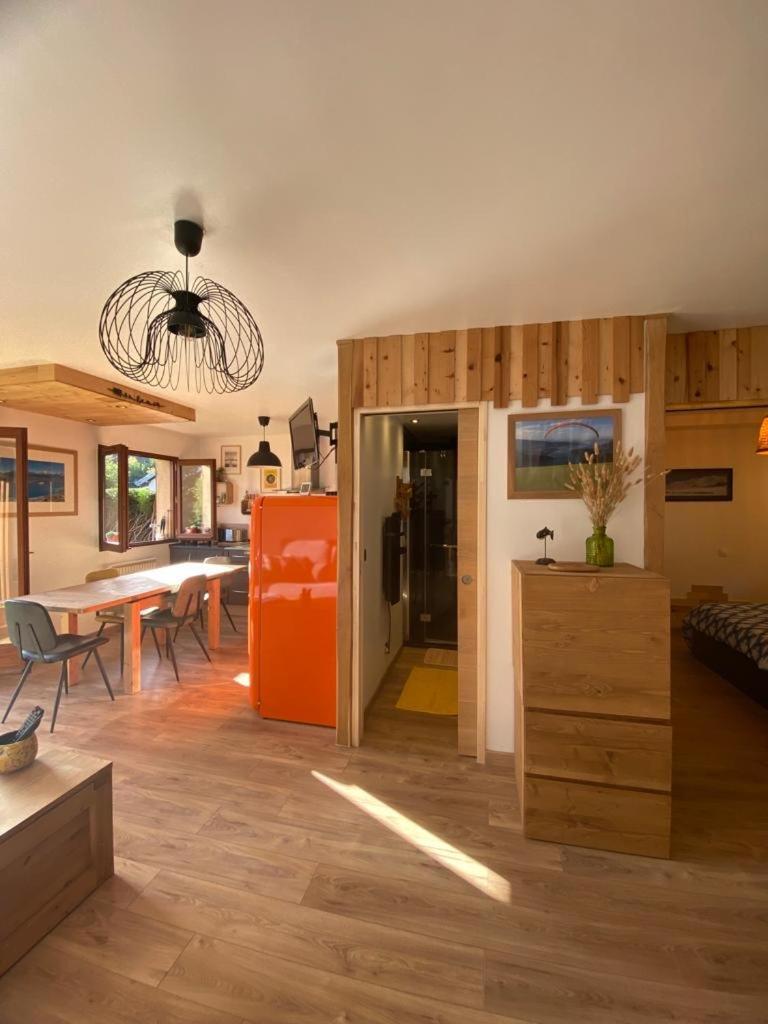 Appartement Au Calme Avec Vue Sur Les Montagnes. Sévrier Extérieur photo